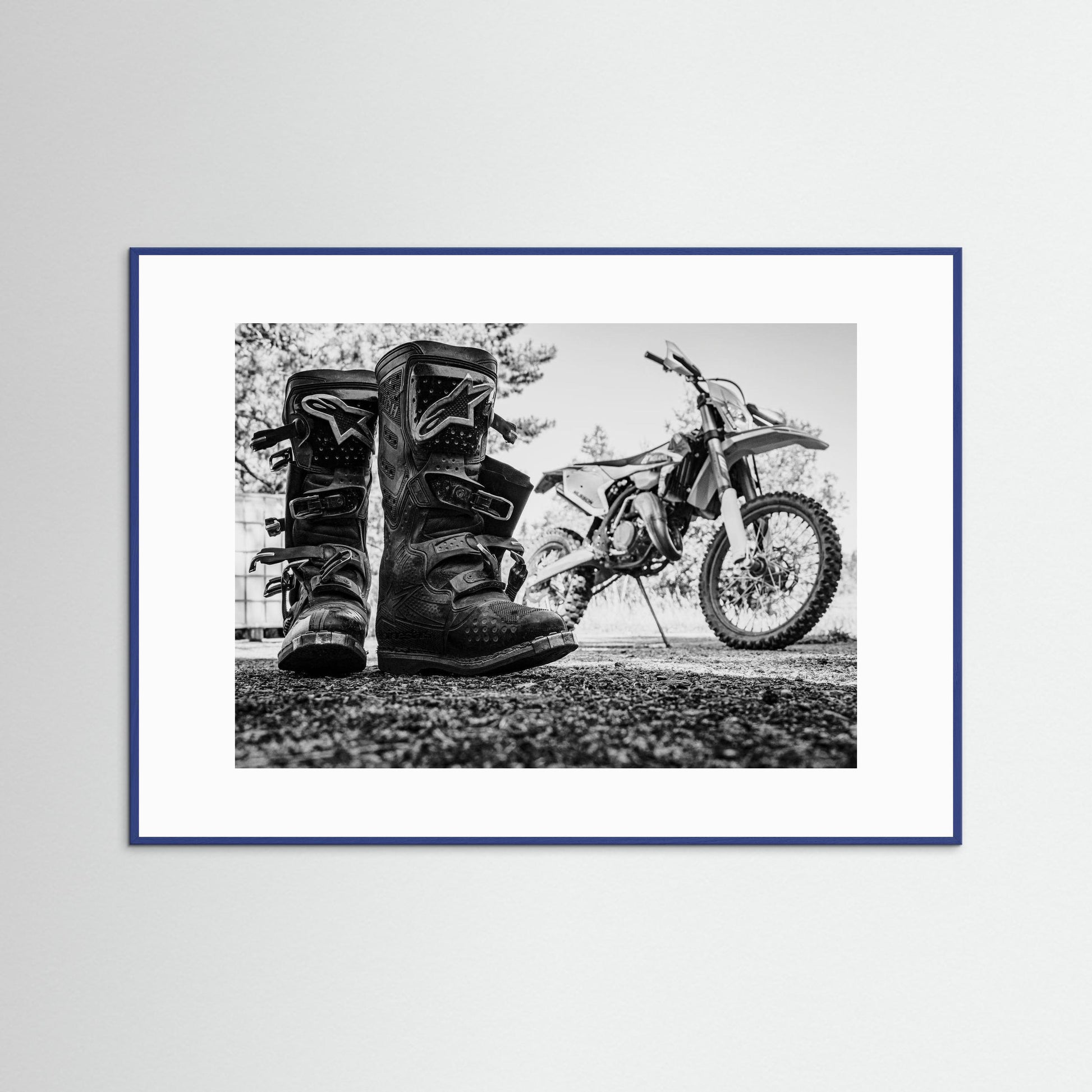 Enduro: Adrenaline Pause - Fine Art Prints, sizes with Passe-partout